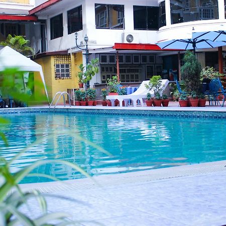 Hotel Woodland Катманду Экстерьер фото